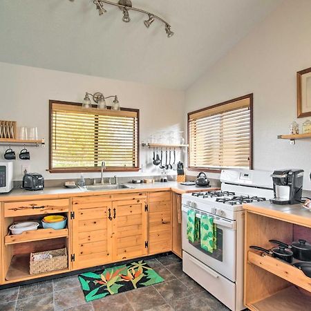 Fern Cottage Island Escape With Rainforest View! Волкейно Екстериор снимка